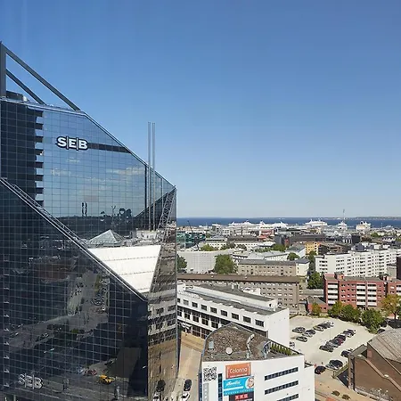 Skyscraper Seaview Apartment *