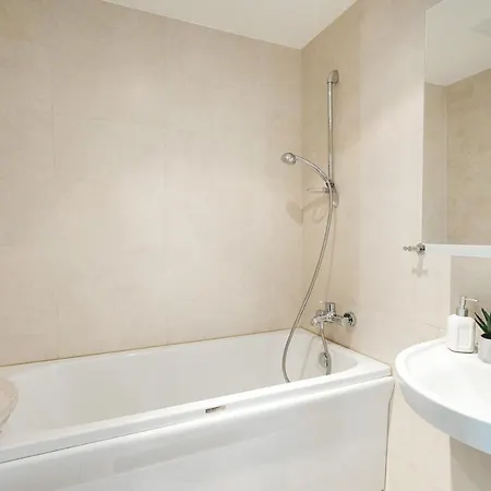 Apartamento Skyscraper Seaview Talin