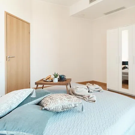 Skyscraper Seaview *