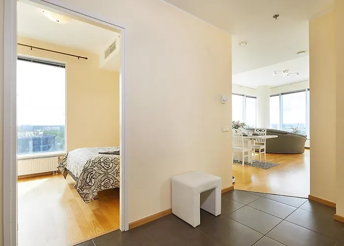 Skyscraper Seaview Apartment