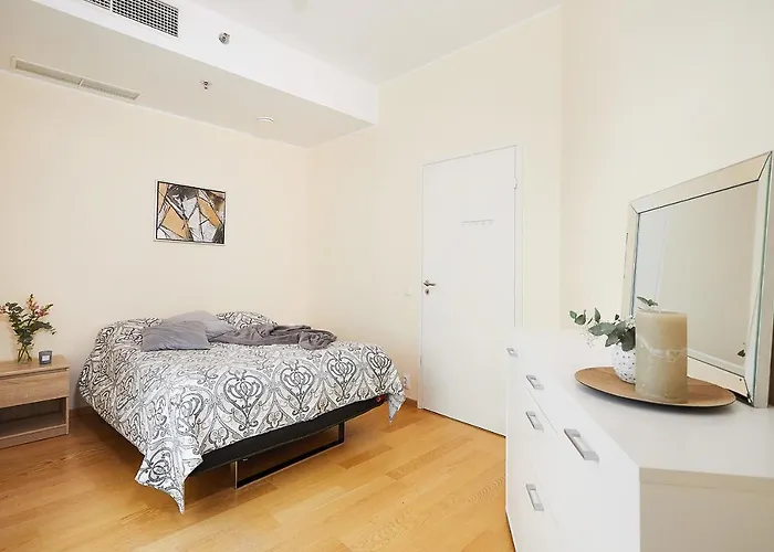 Skyscraper Seaview Talin