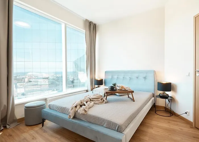 Skyscraper Seaview Apartman *