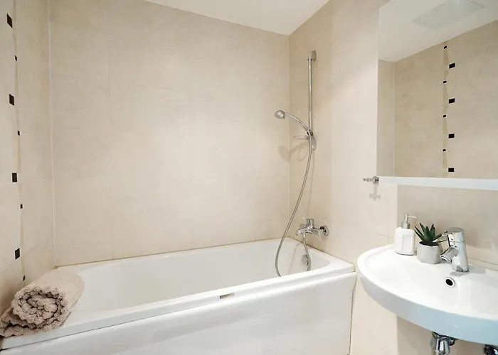 Apartamento Skyscraper Seaview Talin