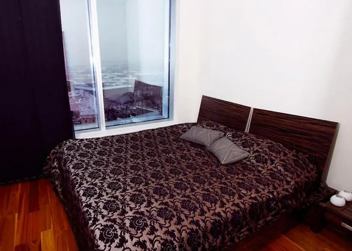 Skyscraper Seaview *